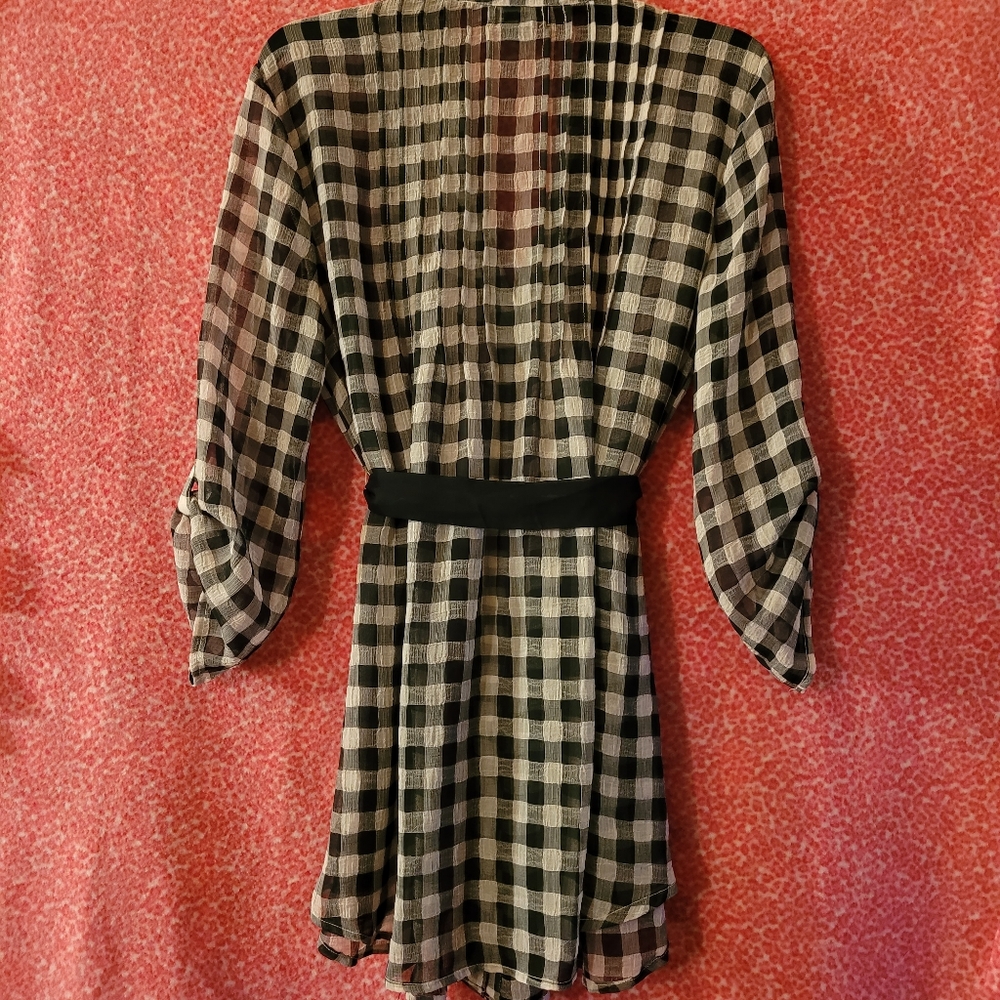 Women's My Michelle Sheer Top - Picture 6 of 7